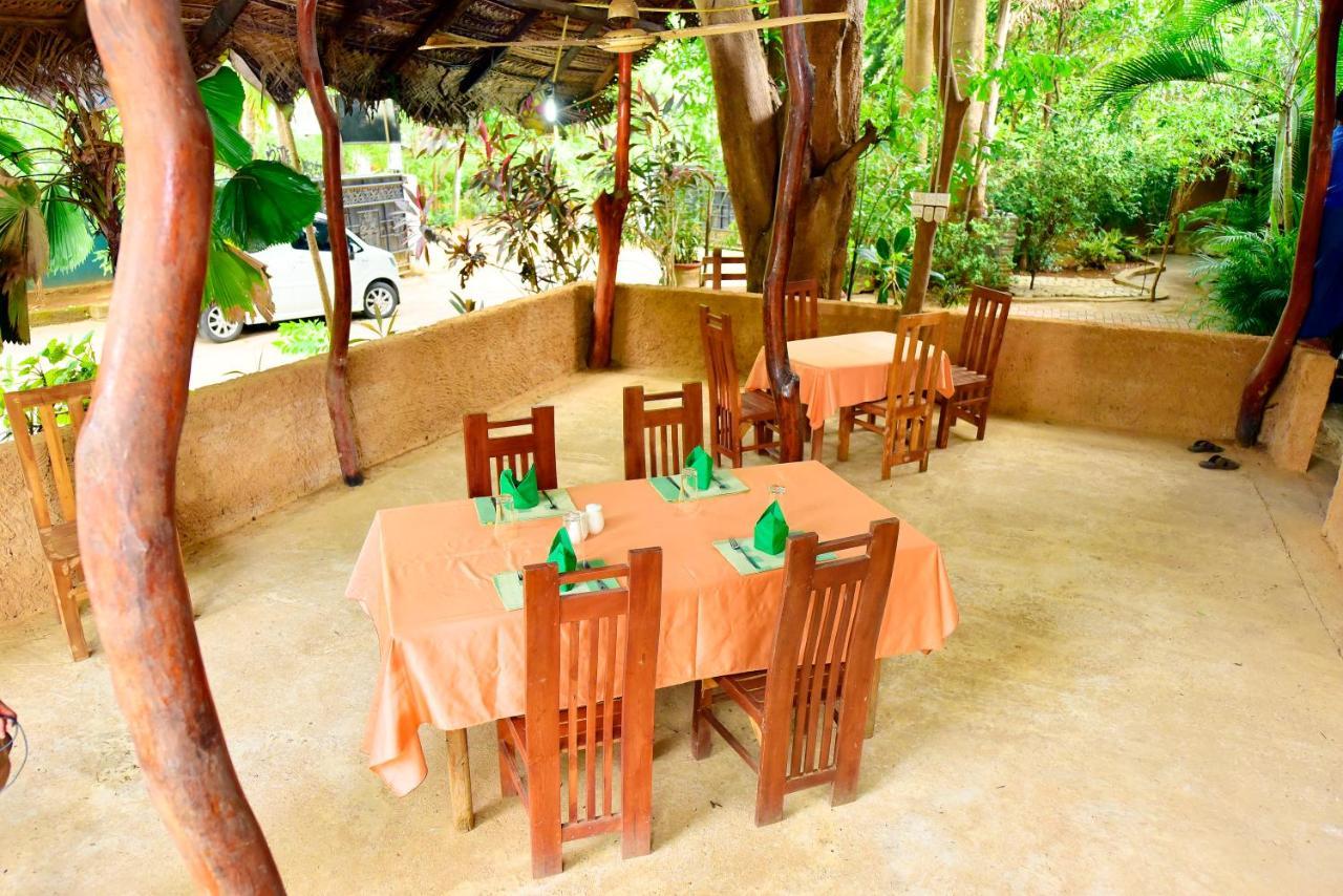 Ariya Rest & Ayurveda Spa Polonnaruwa Bagian luar foto