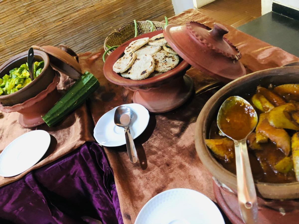 Ariya Rest & Ayurveda Spa Polonnaruwa Bagian luar foto
